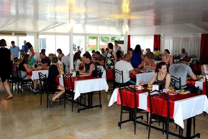 Solis Beach Hotell Odaonu Eksteriør bilde